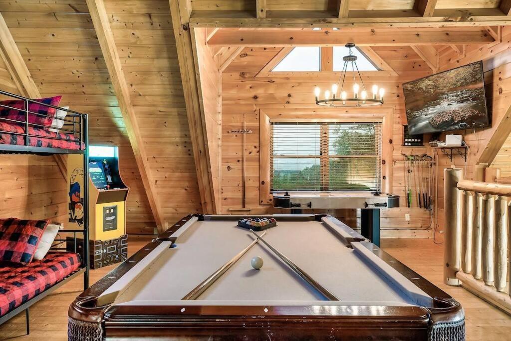 סביירוויל Cabin-N-Smokys! Indoor Resort Pool Views Hot Tub Game Room מראה חיצוני תמונה