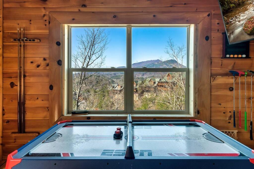 סביירוויל Cabin-N-Smokys! Indoor Resort Pool Views Hot Tub Game Room מראה חיצוני תמונה