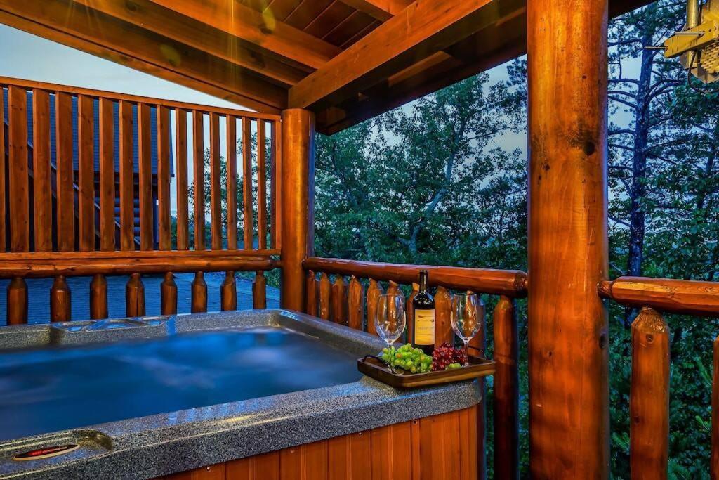 סביירוויל Cabin-N-Smokys! Indoor Resort Pool Views Hot Tub Game Room מראה חיצוני תמונה