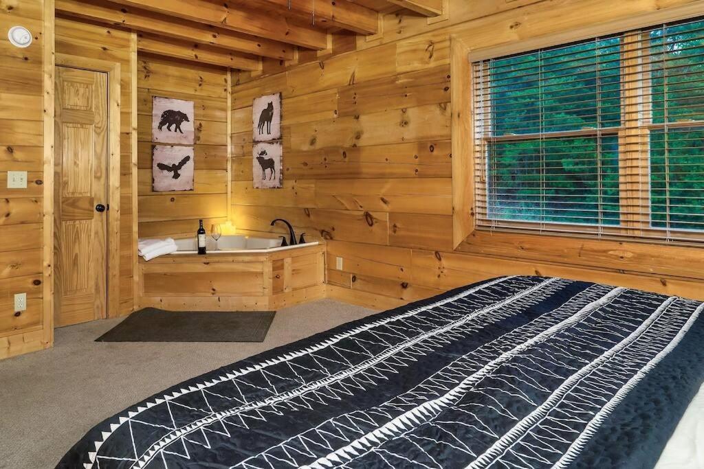 סביירוויל Cabin-N-Smokys! Indoor Resort Pool Views Hot Tub Game Room מראה חיצוני תמונה